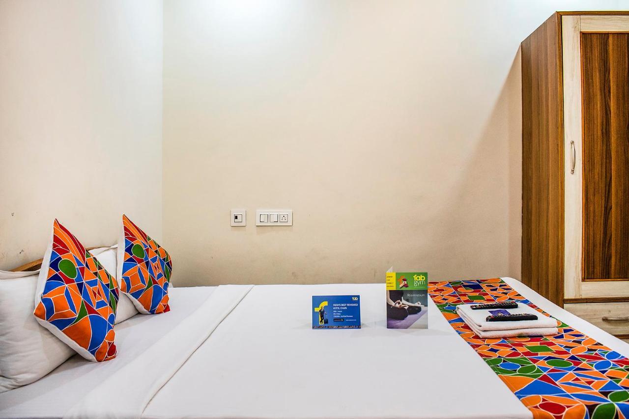 Fabexpress Sri Lakshmi Deluxe Sivarampalli Hotel Hajdarabad Zewnętrze zdjęcie
