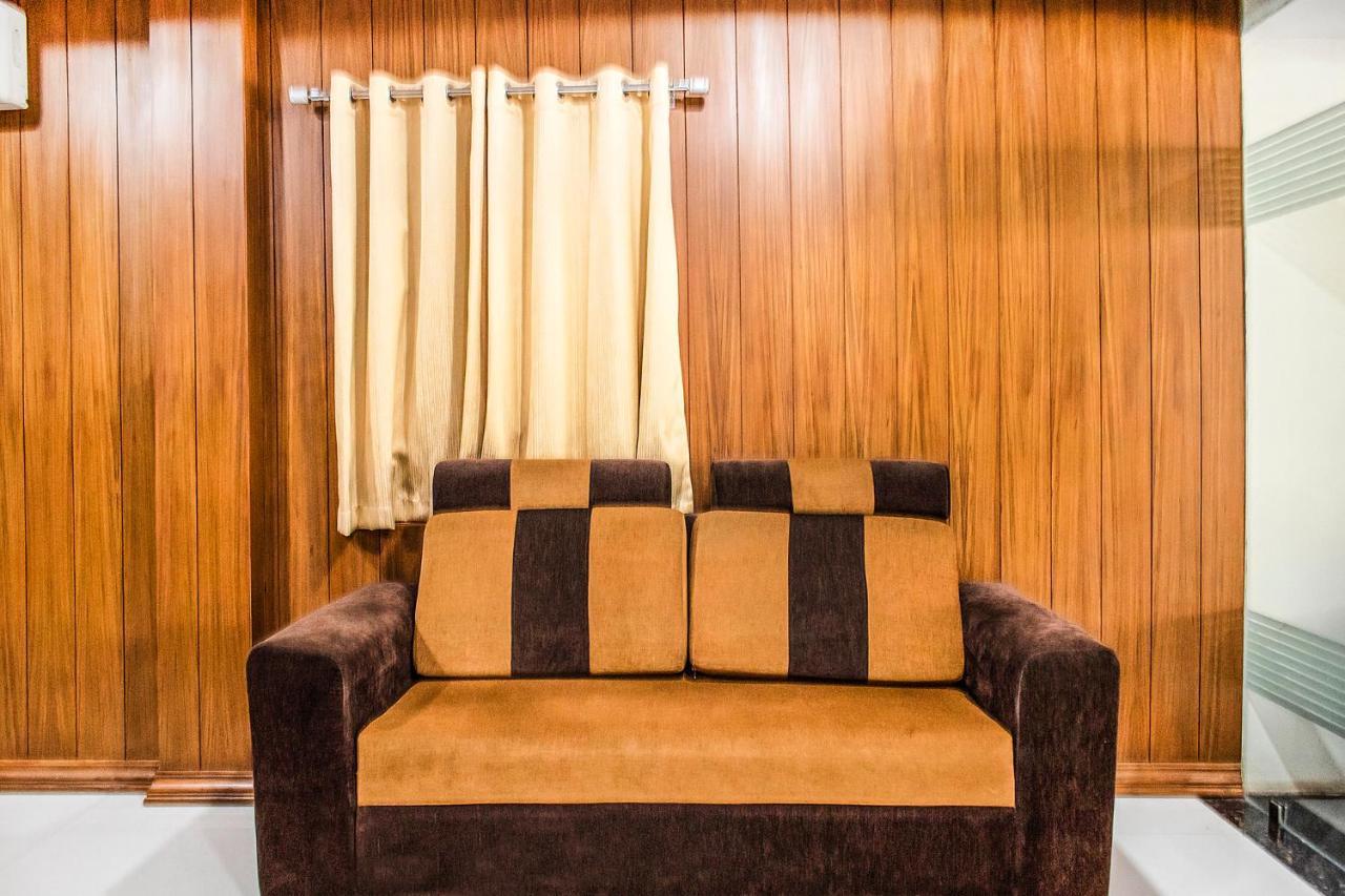 Fabexpress Sri Lakshmi Deluxe Sivarampalli Hotel Hajdarabad Zewnętrze zdjęcie