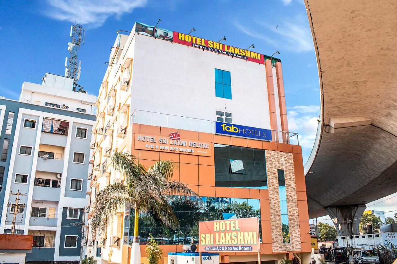 Fabexpress Sri Lakshmi Deluxe Sivarampalli Hotel Hajdarabad Zewnętrze zdjęcie